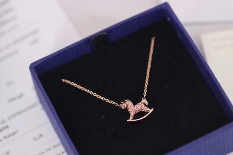 Swarovski Necklace 03lyr69